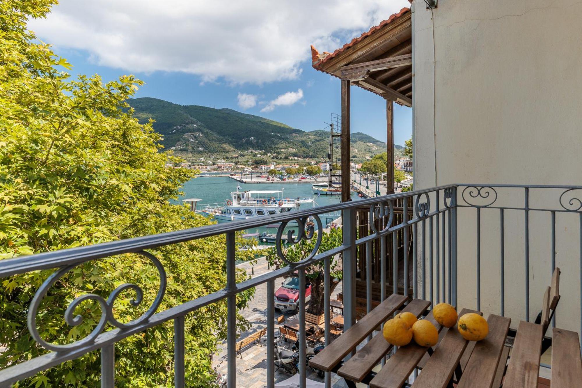 Sentefi Maisonette Skopelos Eksteriør billede